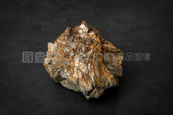 金屬元素含量高的礦石為何會起泡？—— 揭秘礦石起泡現(xiàn)象的科學(xué)原理